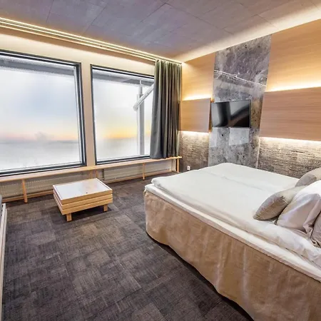 Otel Iso-syoete 4*